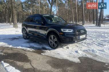 Позашляховик / Кросовер Audi Q5 2019 в Києві