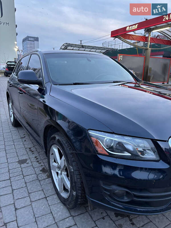 Внедорожник / Кроссовер Audi Q5 2011 в Львове