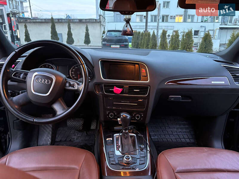 Внедорожник / Кроссовер Audi Q5 2011 в Львове