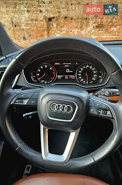 Внедорожник / Кроссовер Audi Q5 2020 в 