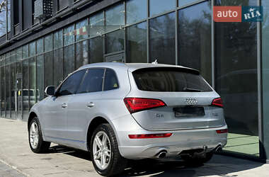 Внедорожник / Кроссовер Audi Q5 2015 в 