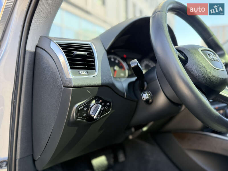 Внедорожник / Кроссовер Audi Q5 2015 в Львове