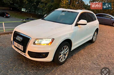 Позашляховик / Кросовер Audi Q5 2010 в 