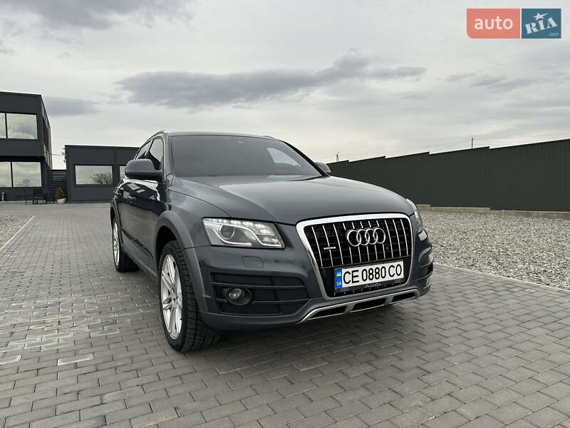 Внедорожник / Кроссовер Audi Q5 2010 в Черновцах