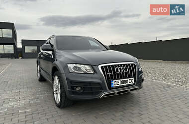 Внедорожник / Кроссовер Audi Q5 2010 в 
