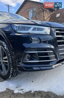 Внедорожник / Кроссовер Audi Q5 2020 в 