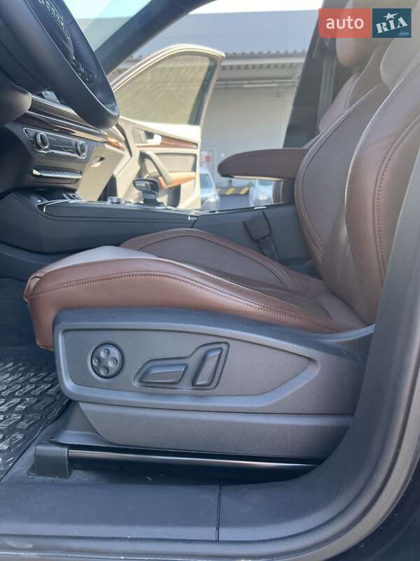 Внедорожник / Кроссовер Audi Q5 2020 в Львове