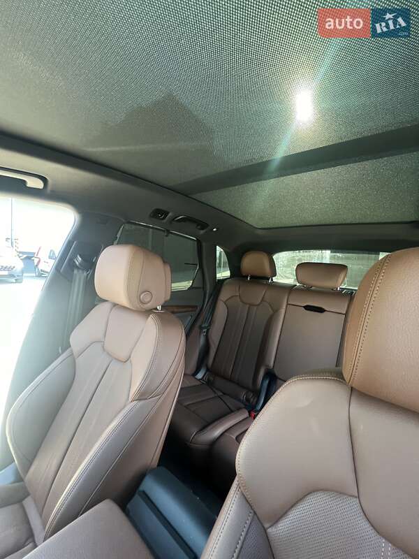 Внедорожник / Кроссовер Audi Q5 2020 в Львове
