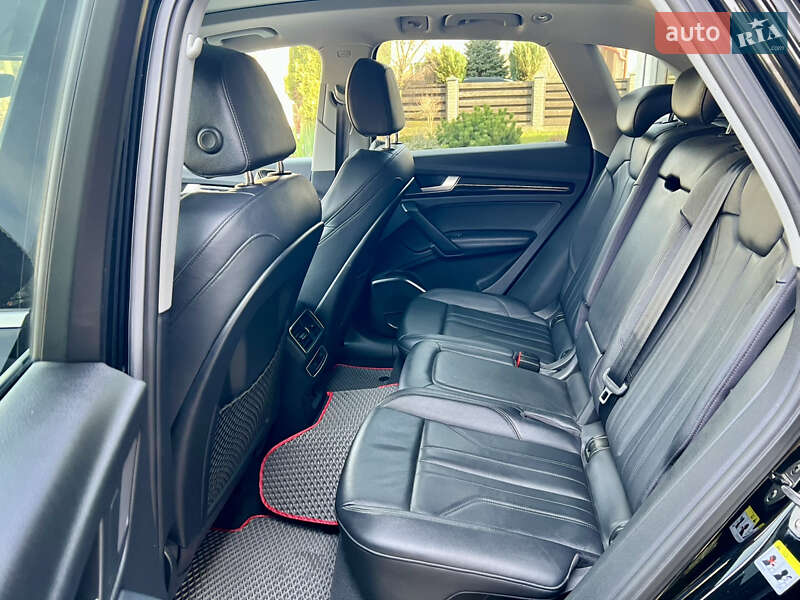 Внедорожник / Кроссовер Audi Q5 2017 в Бродах
