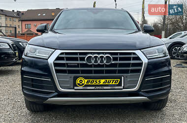 Внедорожник / Кроссовер Audi Q5 2020 в 