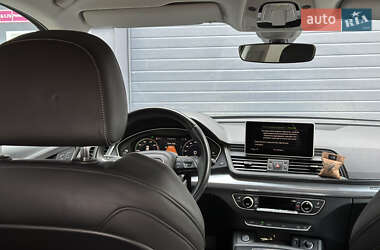 Внедорожник / Кроссовер Audi Q5 2020 в 