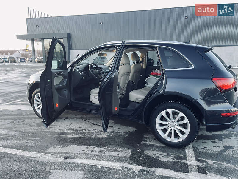 Позашляховик / Кросовер Audi Q5 2014 в Києві