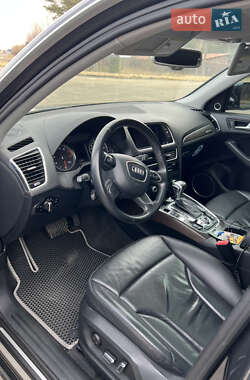 Внедорожник / Кроссовер Audi Q5 2015 в 
