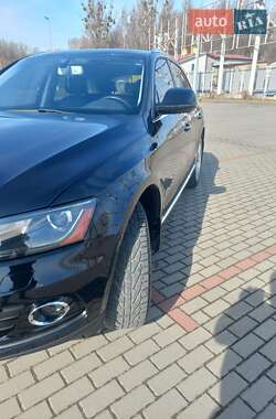 Позашляховик / Кросовер Audi Q5 2015 в 