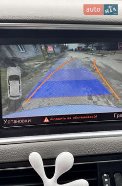 Внедорожник / Кроссовер Audi Q5 2011 в 