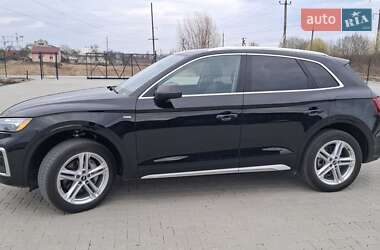 Внедорожник / Кроссовер Audi Q5 2020 в 