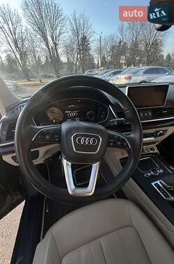 Внедорожник / Кроссовер Audi Q5 2019 в 