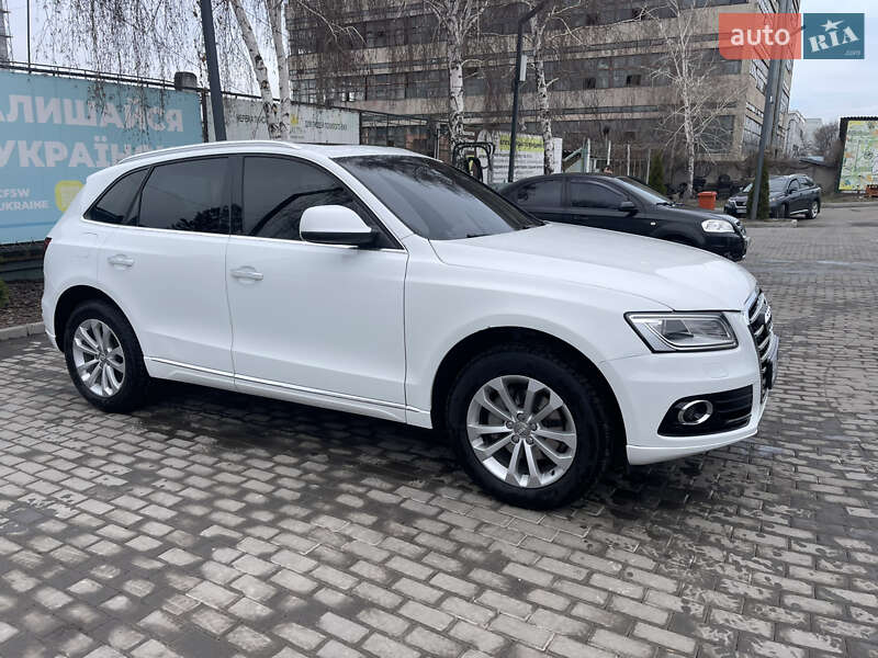 Внедорожник / Кроссовер Audi Q5 2014 в Харькове