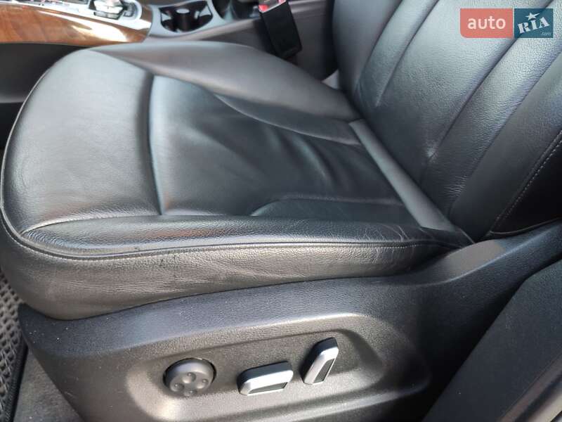 Внедорожник / Кроссовер Audi Q5 2016 в Харькове