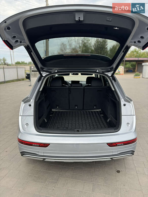 Внедорожник / Кроссовер Audi Q5 2021 в Кривом Роге