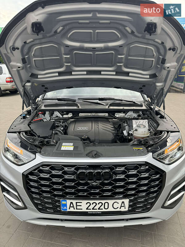 Внедорожник / Кроссовер Audi Q5 2021 в Кривом Роге