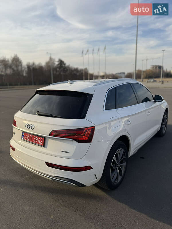 Внедорожник / Кроссовер Audi Q5 2021 в Львове