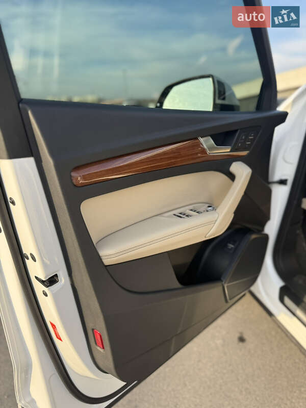 Внедорожник / Кроссовер Audi Q5 2021 в Львове
