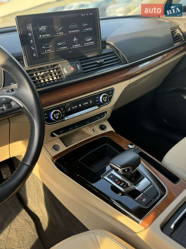 Внедорожник / Кроссовер Audi Q5 2021 в Львове
