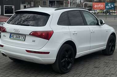 Внедорожник / Кроссовер Audi Q5 2010 в 