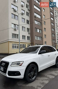 Позашляховик / Кросовер Audi Q5 2016 в 