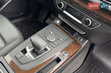 Внедорожник / Кроссовер Audi Q5 2019 в 