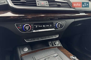 Внедорожник / Кроссовер Audi Q5 2019 в 