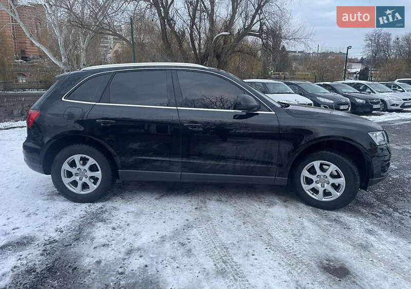 Внедорожник / Кроссовер Audi Q5 2011 в Виннице