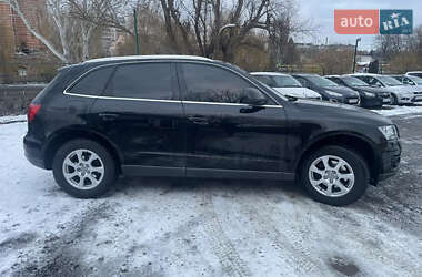 Внедорожник / Кроссовер Audi Q5 2011 в 