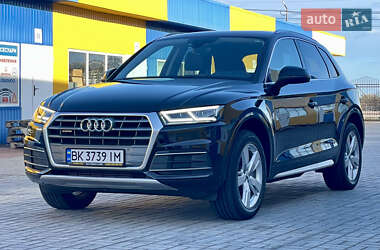 Внедорожник / Кроссовер Audi Q5 2019 в Житомире