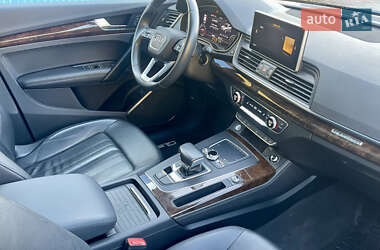Внедорожник / Кроссовер Audi Q5 2019 в 