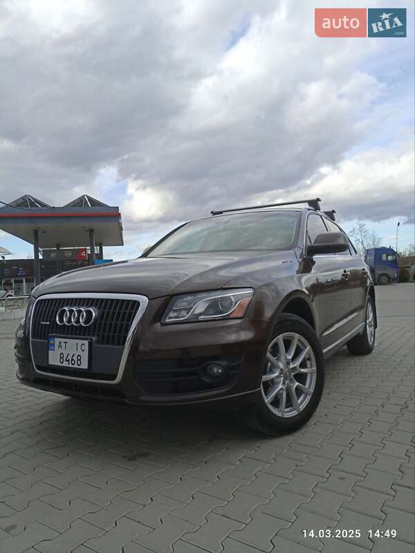 Внедорожник / Кроссовер Audi Q5 2011 в 