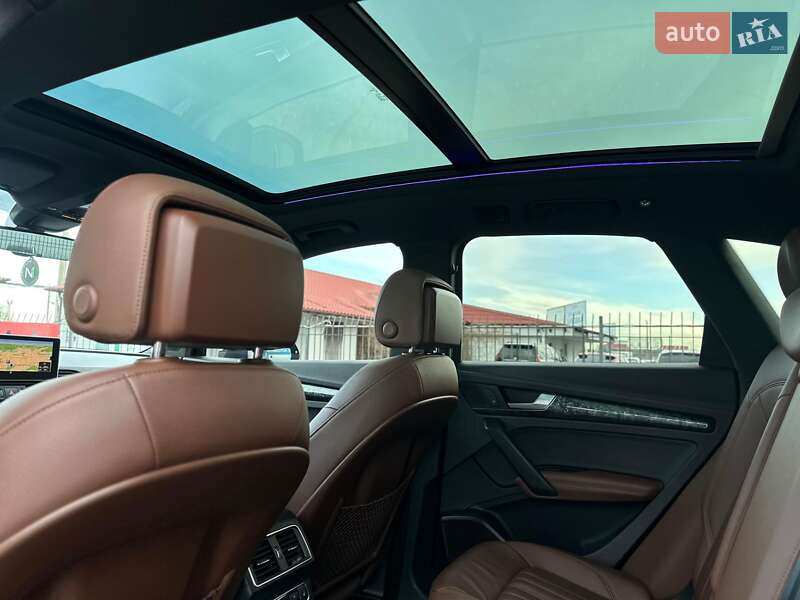 Внедорожник / Кроссовер Audi Q5 2017 в Киеве