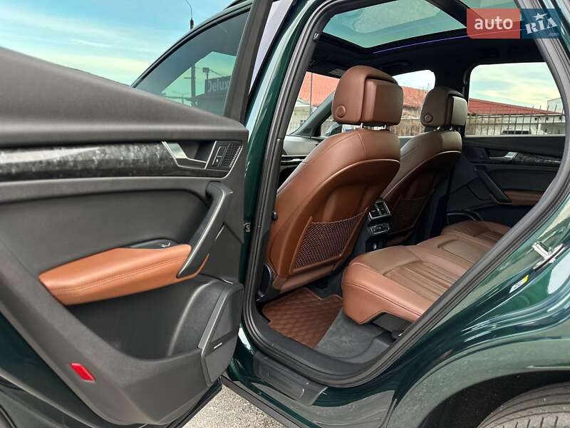 Внедорожник / Кроссовер Audi Q5 2017 в Киеве