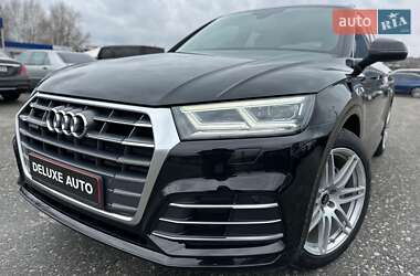 Внедорожник / Кроссовер Audi Q5 2017 в 
