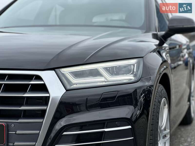 Внедорожник / Кроссовер Audi Q5 2017 в Киеве