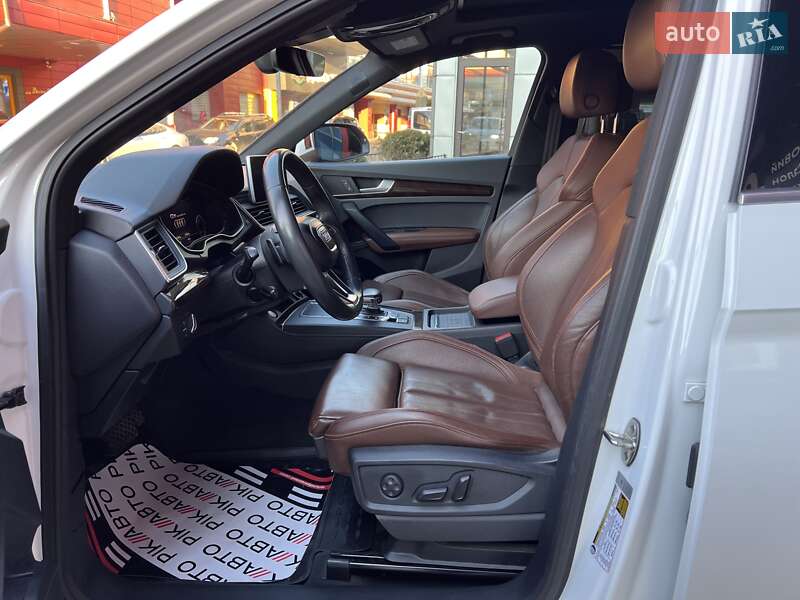 Внедорожник / Кроссовер Audi Q5 2019 в Львове