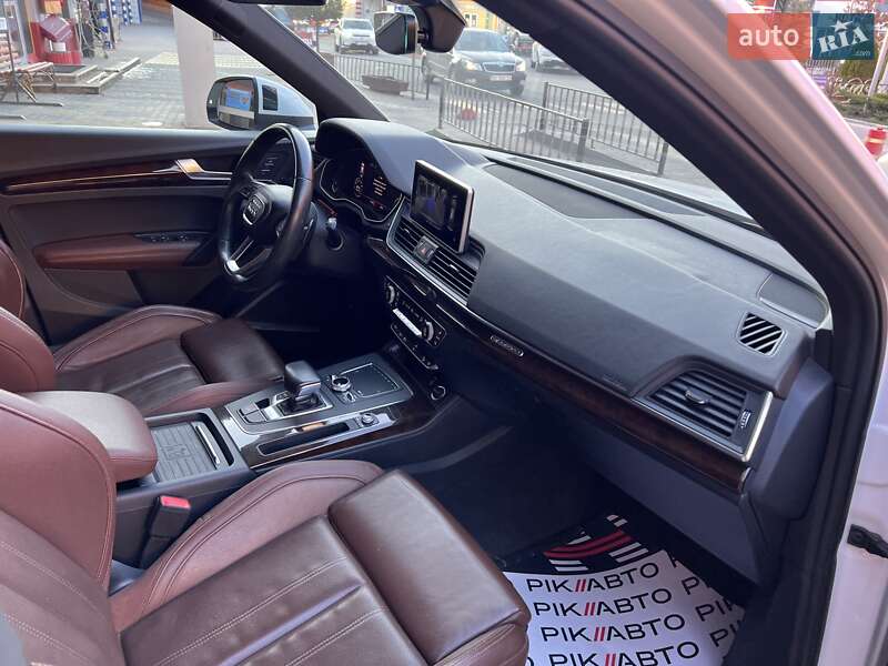 Внедорожник / Кроссовер Audi Q5 2019 в Львове