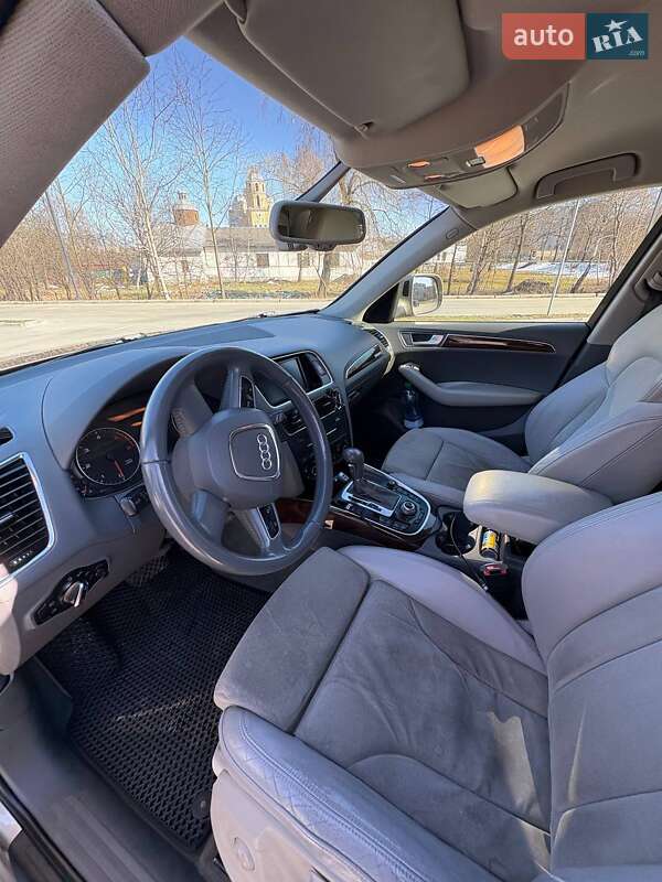 Внедорожник / Кроссовер Audi Q5 2009 в Львове