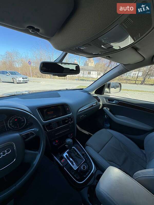 Внедорожник / Кроссовер Audi Q5 2009 в Львове