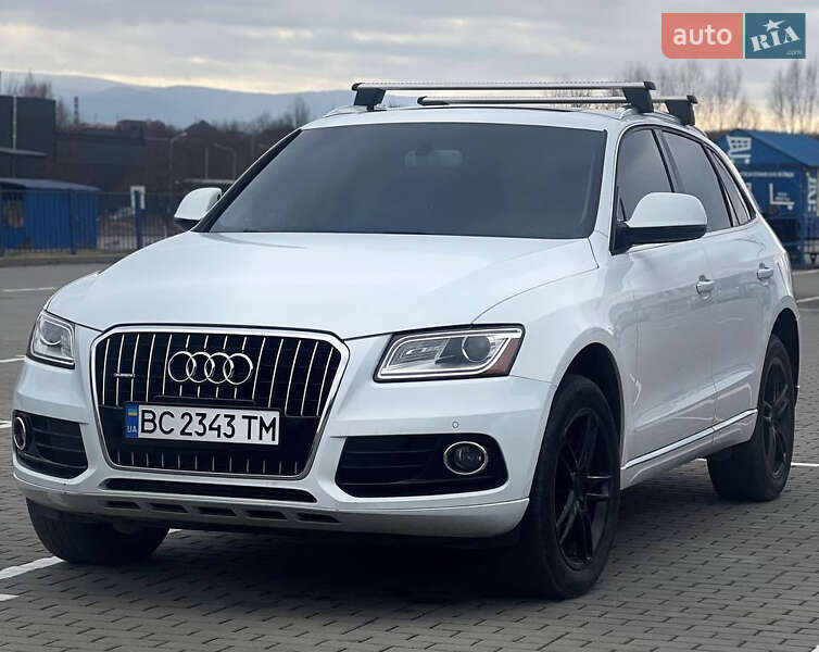 Внедорожник / Кроссовер Audi Q5 2015 в 
