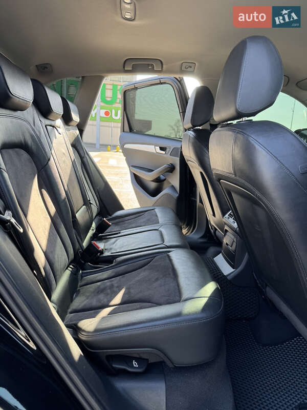 Позашляховик / Кросовер Audi Q5 2011 в Борисполі