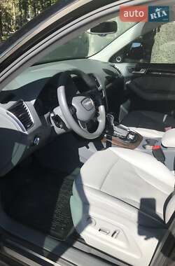 Внедорожник / Кроссовер Audi Q5 2013 в 