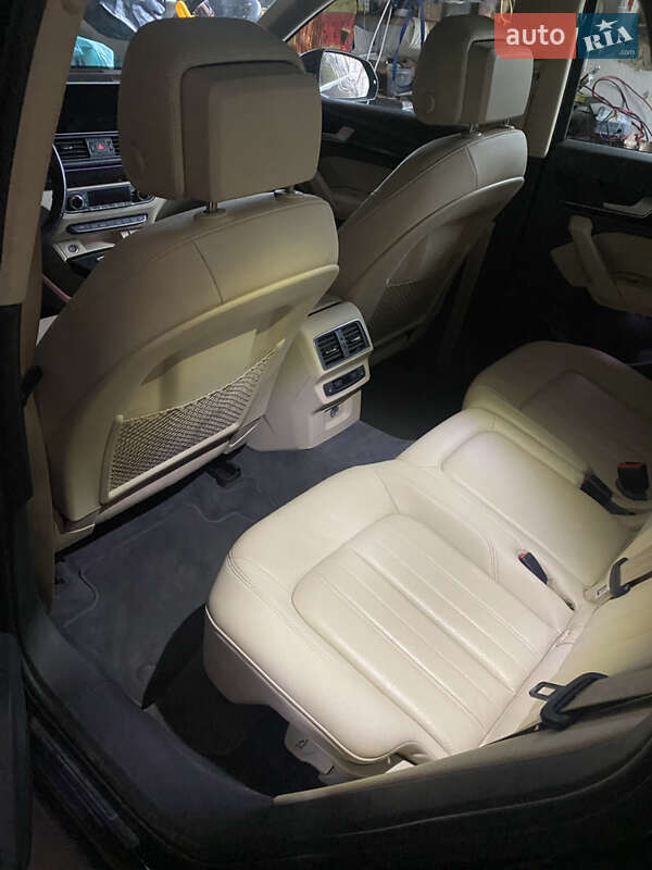 Внедорожник / Кроссовер Audi Q5 2018 в Львове фото 20 Внедорожник / Кроссовер Audi Q5 2018 в Львове