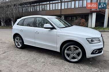 Внедорожник / Кроссовер Audi Q5 2012 в 